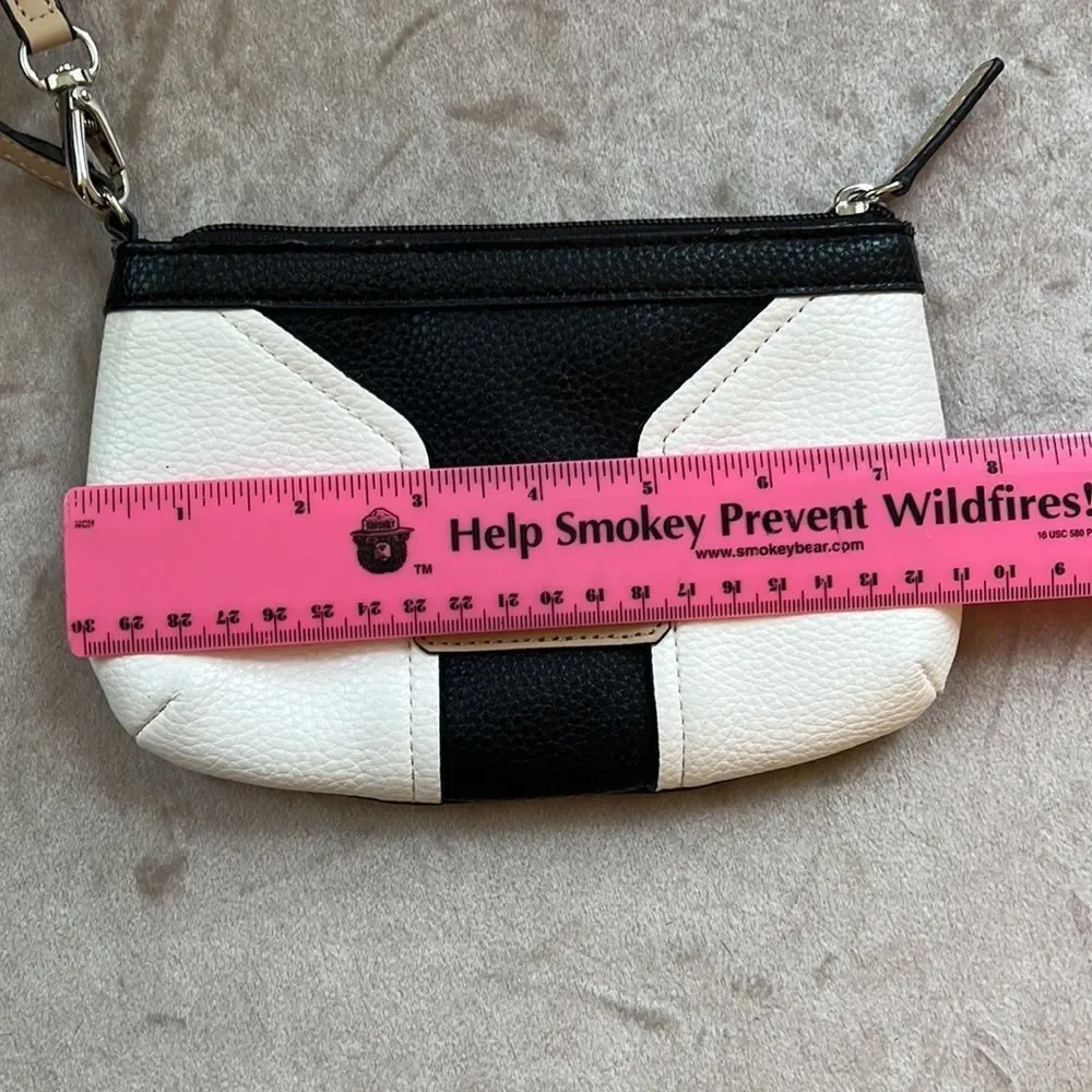 Guess Classic Y2K Neutral Coloblock Contrast Style Wristlet